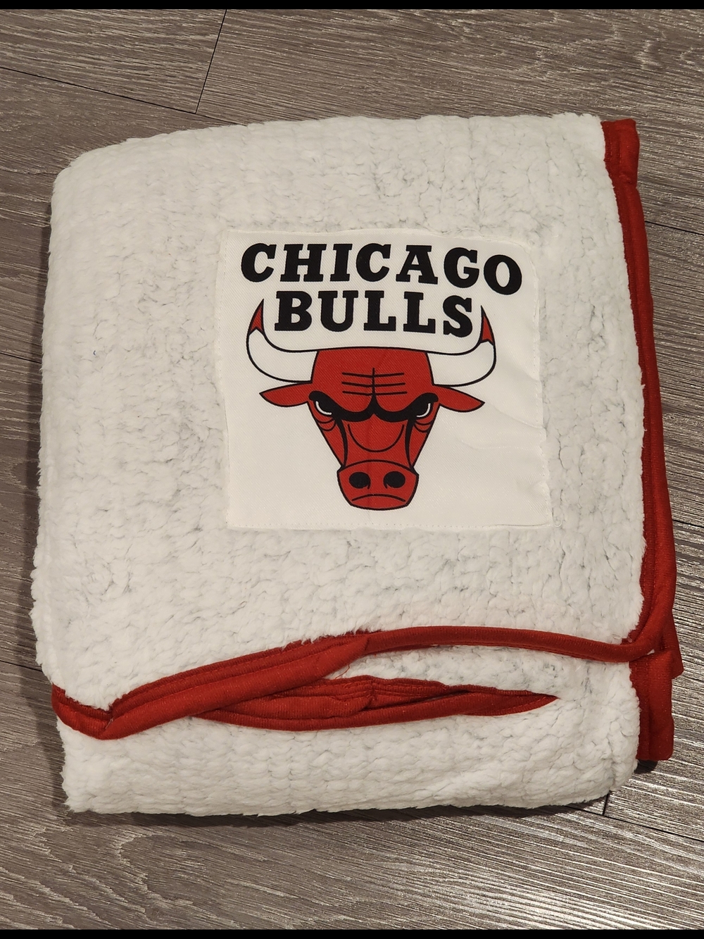 Chicago Bulls Sherpa Throw Blanket, 50" x 60", NEW